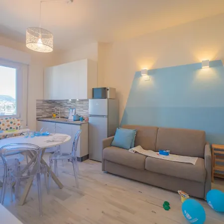 Babyaccommodation Family Panoramic Iv דירה *