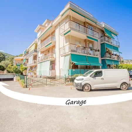 Babyaccommodation Family Panoramic Iv דירה