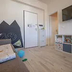 公寓 Babyaccommodation Family Panoramic Iv